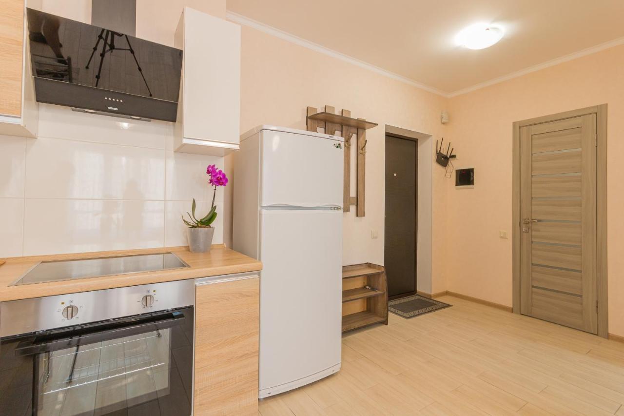 Уютная Квартира В Жк Острова Kryzhanivka Ngoại thất bức ảnh