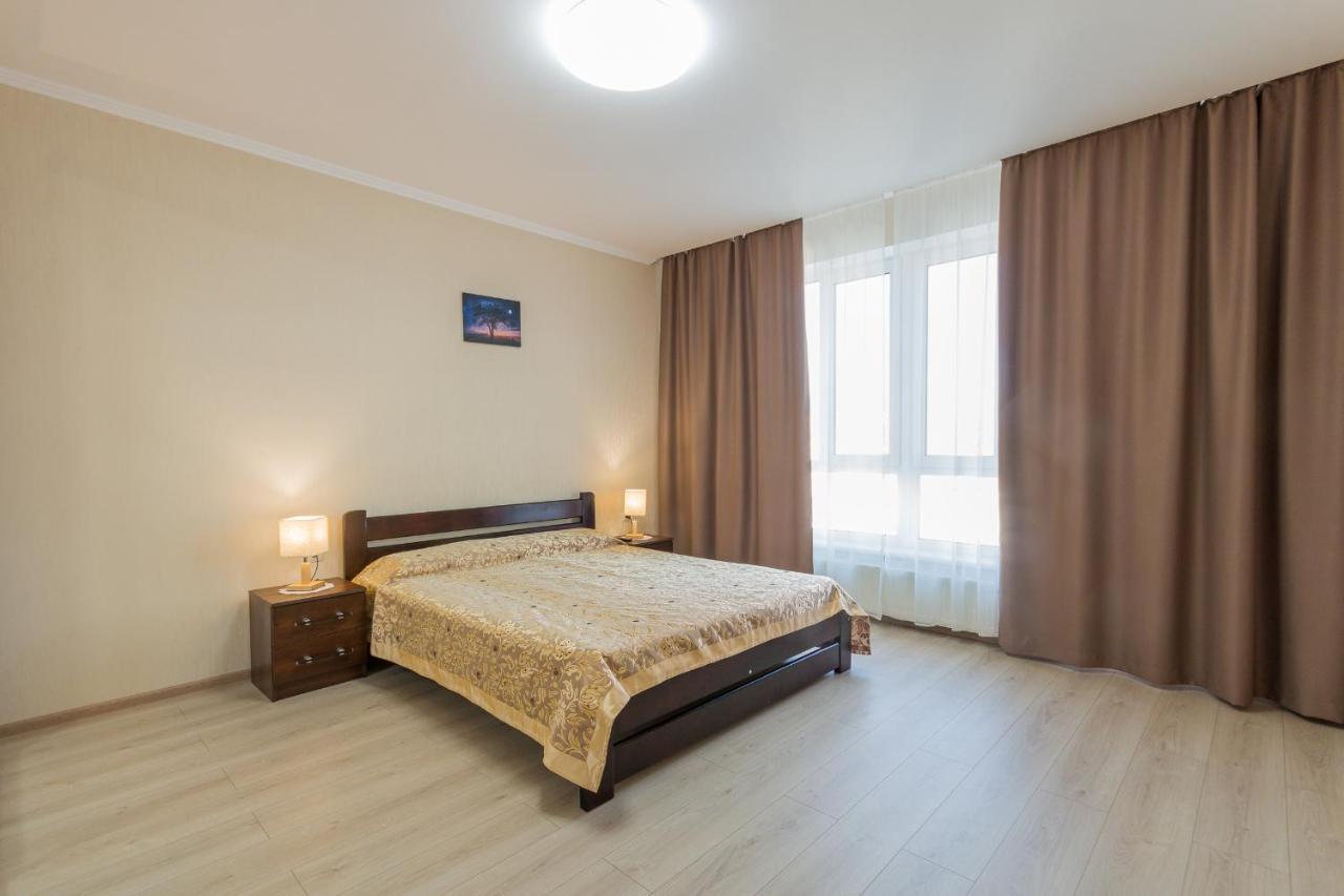 Уютная Квартира В Жк Острова Kryzhanivka Ngoại thất bức ảnh